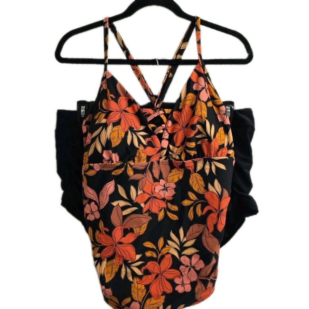 NEW‎ Aqua Couture Halter Tankini Top Black Pink Floral & Black Curvy Bottoms